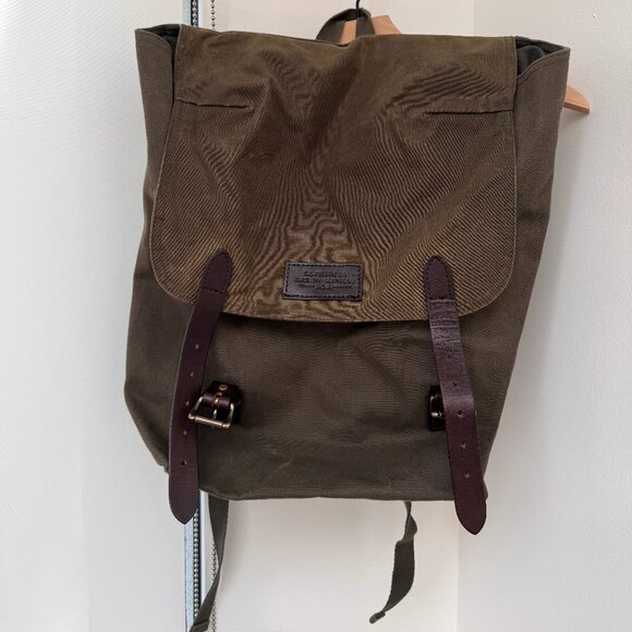 Filson Ranger Rucksack – Vintage Green Twill Backpack w/ Bridle Leather - Picture 1 of 9